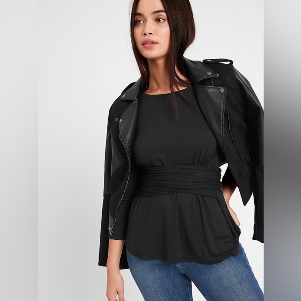 NWT! Banana Republic Black Threadsoft Tie-Front Top - Size Small 📎